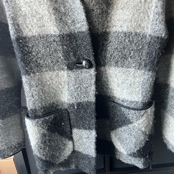 Wilfred Free OFF-DUTY Black & Grey Plaid Wool Coat - Picture 4 of 6
